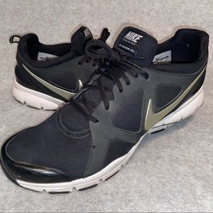 Nike Women's In Season TR 2
